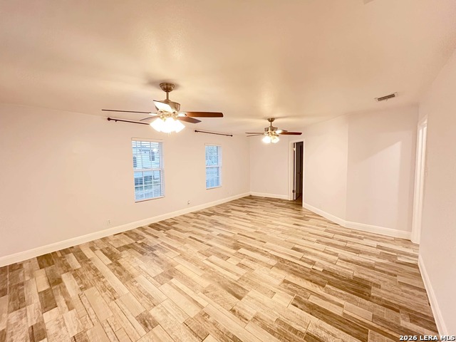 Image 17 of 52 For 12335 Shepherd