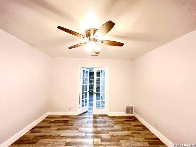 Image 19 of 52 For 12335 Shepherd