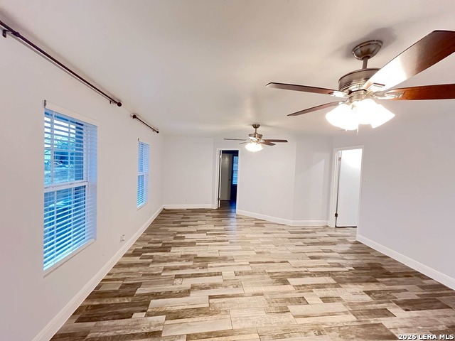 Image 33 of 52 For 12335 Shepherd