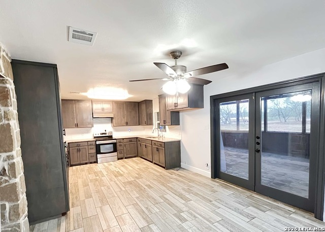 Image 9 of 52 For 12335 Shepherd