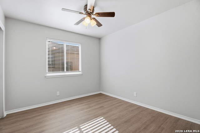 Image 21 of 27 For 8819 Trumpet