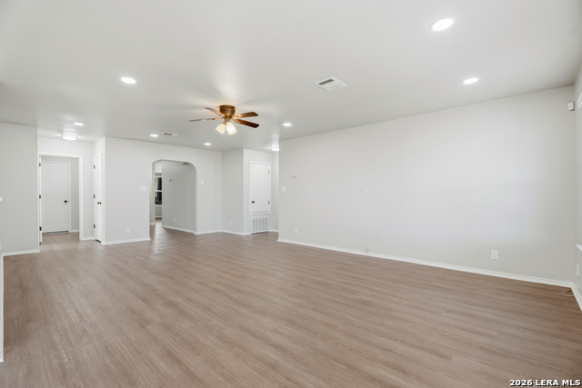 Image 7 of 27 For 8819 Trumpet