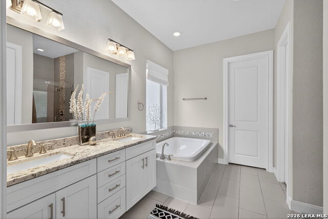 Image 11 of 19 For 11202 Vance Jackson Rd Unit 17