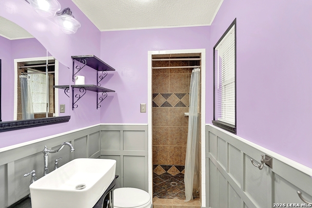 Image 33 of 36 For 1026 Wild Flower