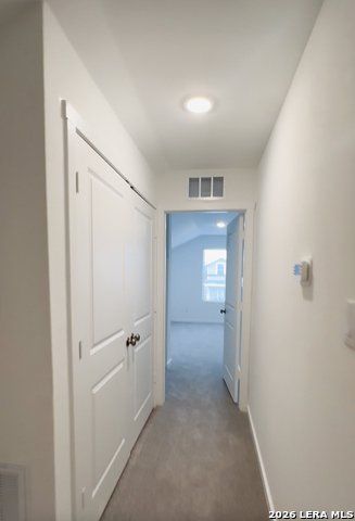 Listing photo id 8 for 5018 Primrose Ridge
