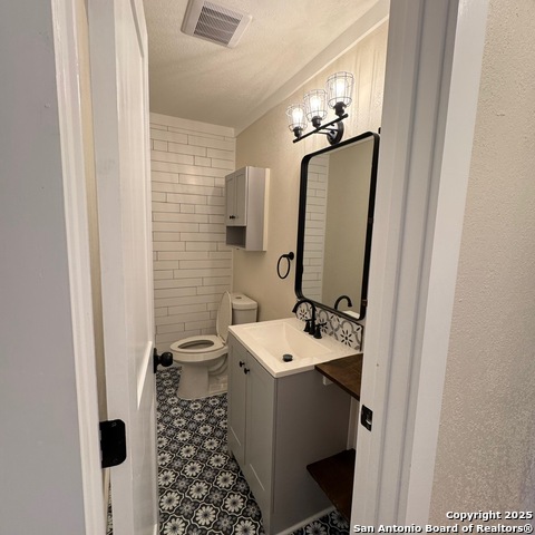 Image 25 of 31 For 10353-b Fm 539