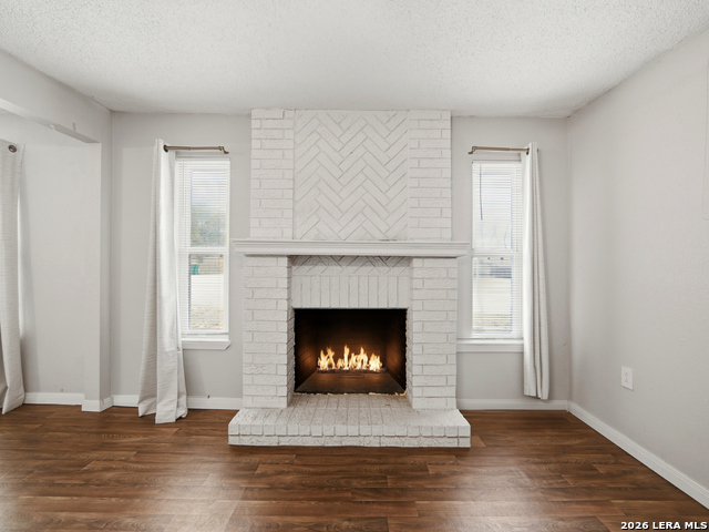 Listing photo id 23 for 305 Toepperwein