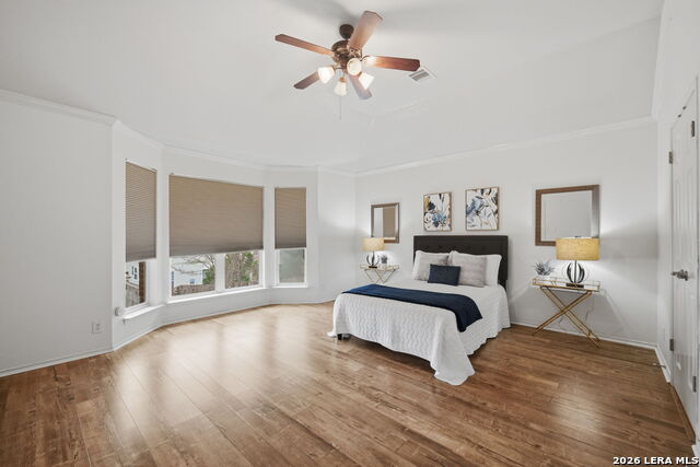 Image 19 of 39 For 18714 Rogers Lake