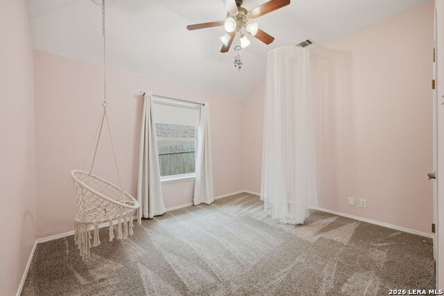 Image 31 of 39 For 18714 Rogers Lake