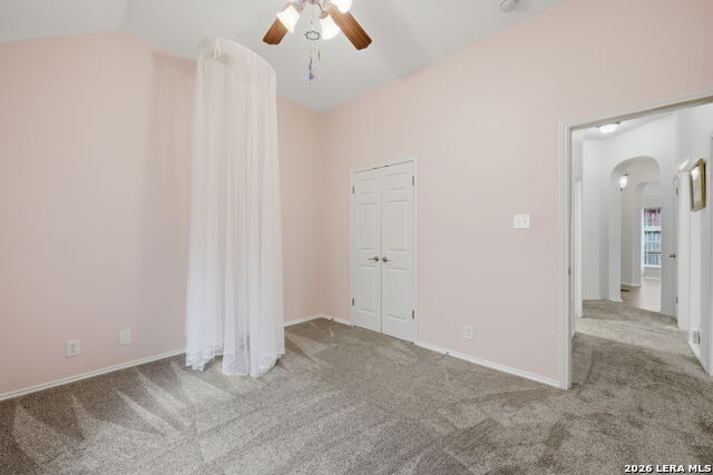 Image 32 of 39 For 18714 Rogers Lake