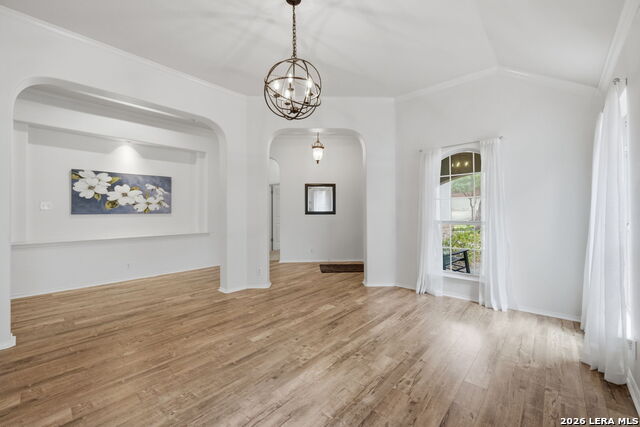 Image 5 of 39 For 18714 Rogers Lake