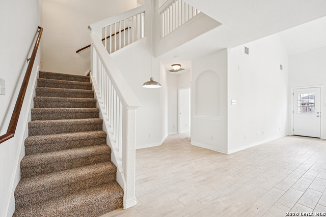 Image 11 of 41 For 9907 Mill Path