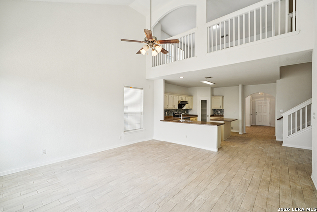 Image 14 of 41 For 9907 Mill Path