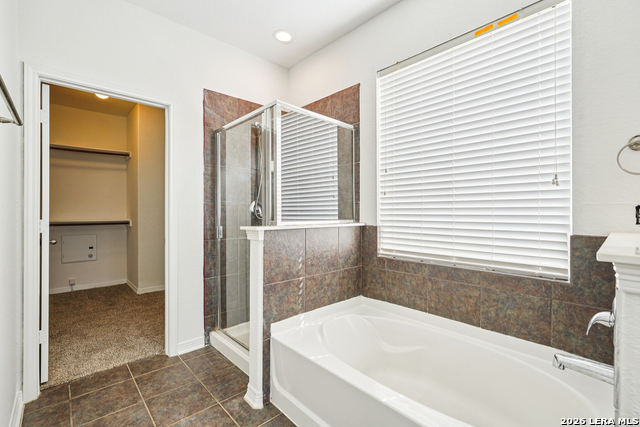 Image 23 of 41 For 9907 Mill Path