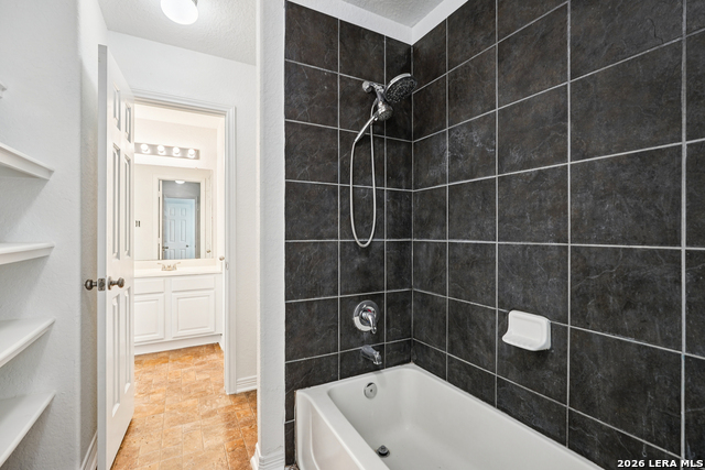 Image 34 of 41 For 9907 Mill Path