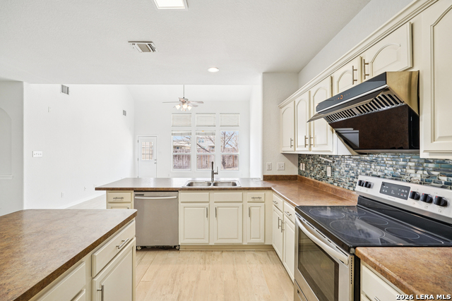 Image 6 of 41 For 9907 Mill Path