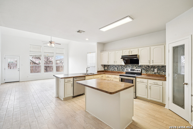 Image 8 of 41 For 9907 Mill Path