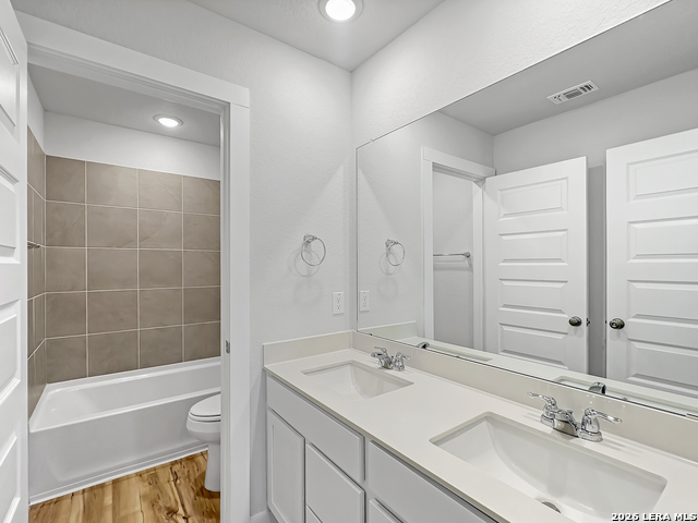 Image 14 of 20 For 14506 Emerio