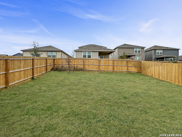 Image 18 of 20 For 14506 Emerio