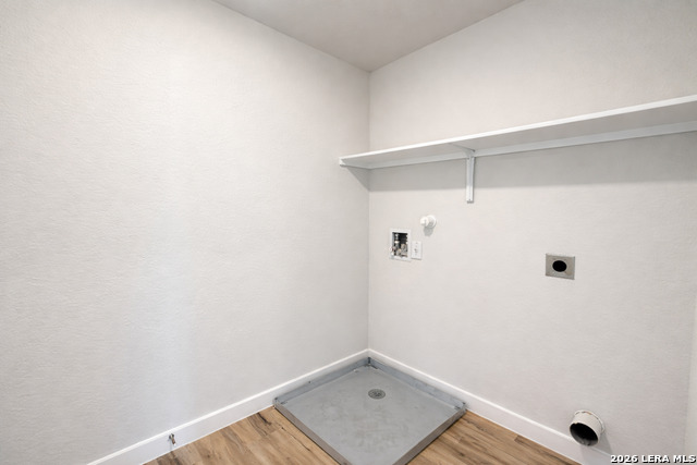 Image 20 of 20 For 14506 Emerio