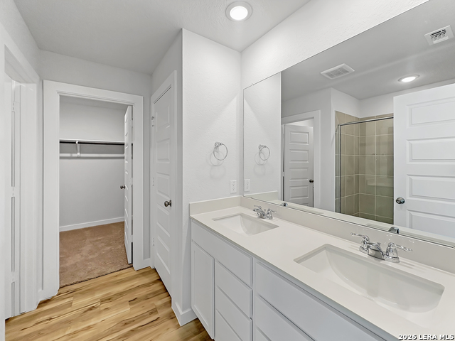 Image 9 of 20 For 14506 Emerio