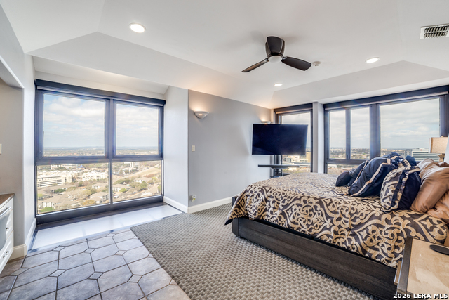 Image 14 of 32 For 7701 Wurzbach  2303