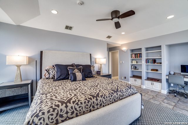 Image 15 of 32 For 7701 Wurzbach  2303