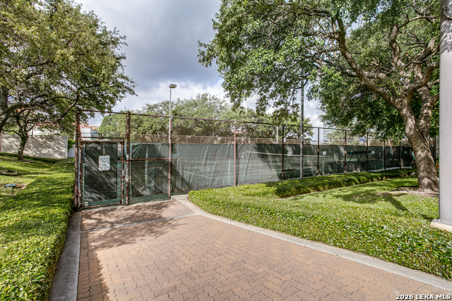 Image 28 of 32 For 7701 Wurzbach  2303