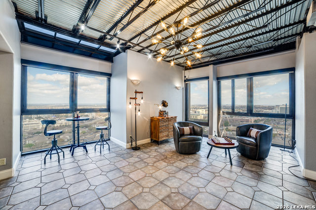 Image 6 of 32 For 7701 Wurzbach  2303