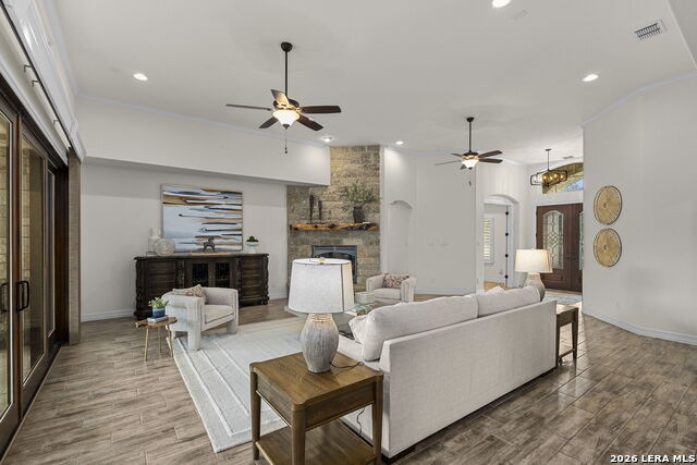 Image 12 of 72 For 948 Lazy Diamond