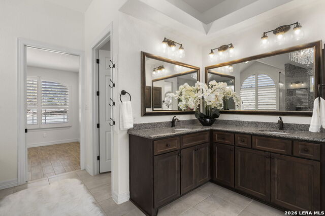 Image 23 of 72 For 948 Lazy Diamond