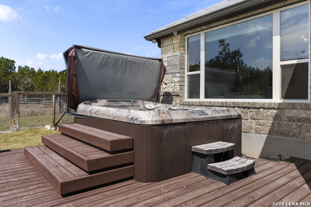 Image 37 of 72 For 948 Lazy Diamond