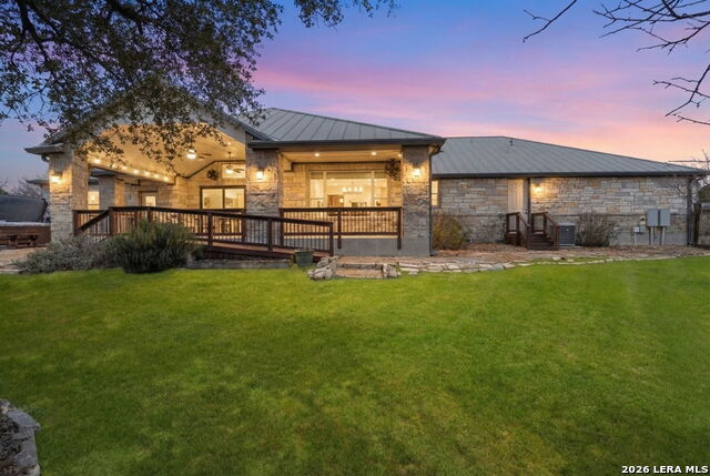 Image 39 of 72 For 948 Lazy Diamond