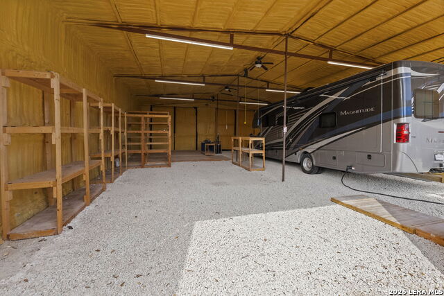 Image 51 of 72 For 948 Lazy Diamond