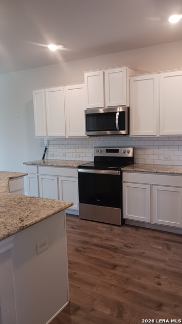 Image 13 of 29 For 303 Sulphur Springs