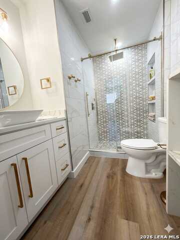 Image 8 of 13 For 5419 Ben Hur