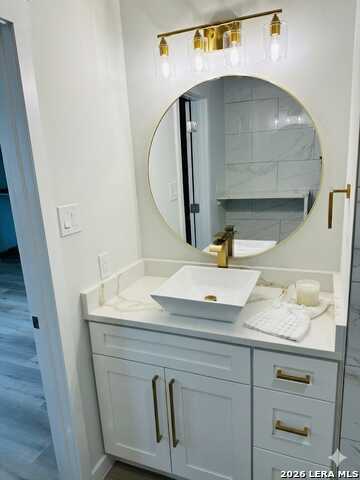 Image 9 of 13 For 5419 Ben Hur