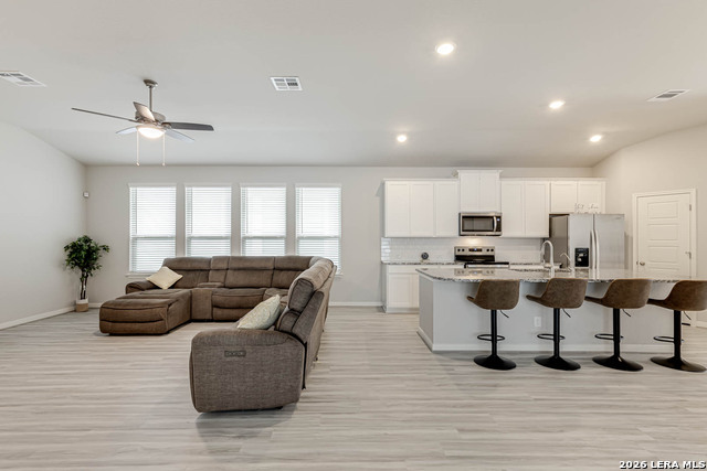 Image 10 of 27 For 11530 Buffalo Grove