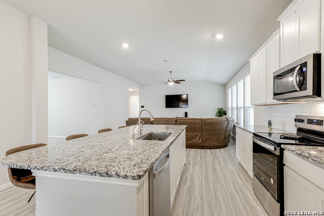 Image 14 of 27 For 11530 Buffalo Grove