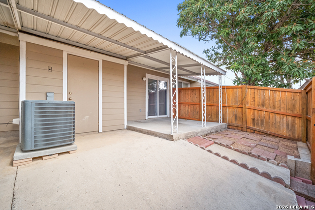 Image 18 of 19 For 9140 Timber  Unit 4002