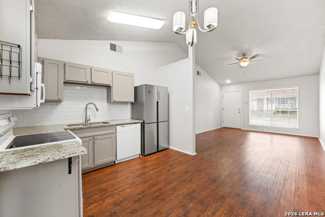 Image 5 of 19 For 9140 Timber  Unit 4002