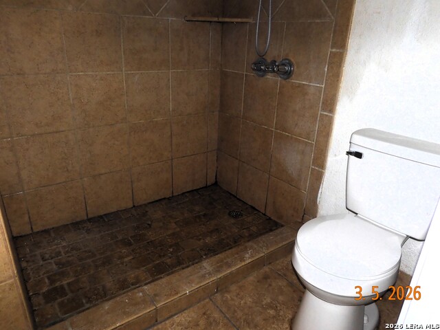 Image 11 of 18 For 501 34th Sw