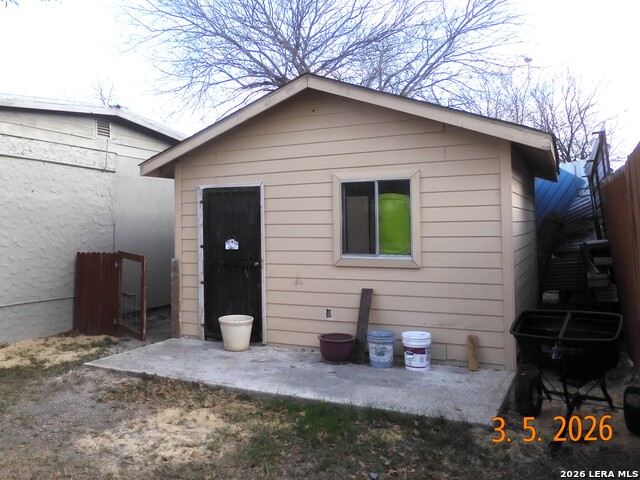 Image 8 of 18 For 501 34th Sw