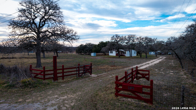 Image 25 of 30 For 104 Longhorn
