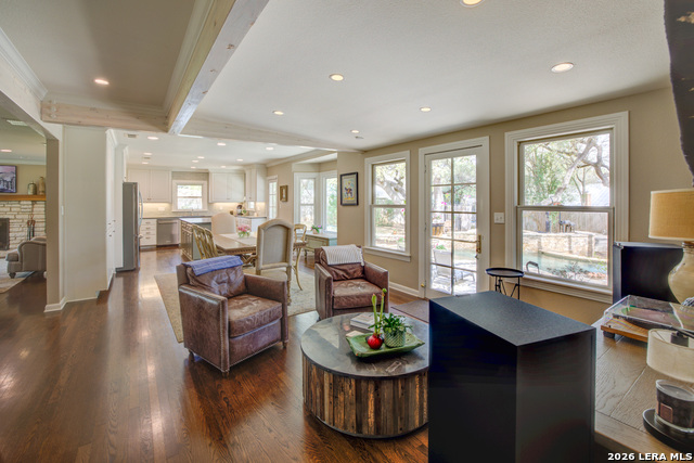 Image 20 of 38 For 664 California