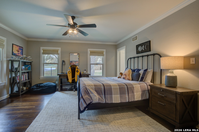 Image 21 of 38 For 664 California