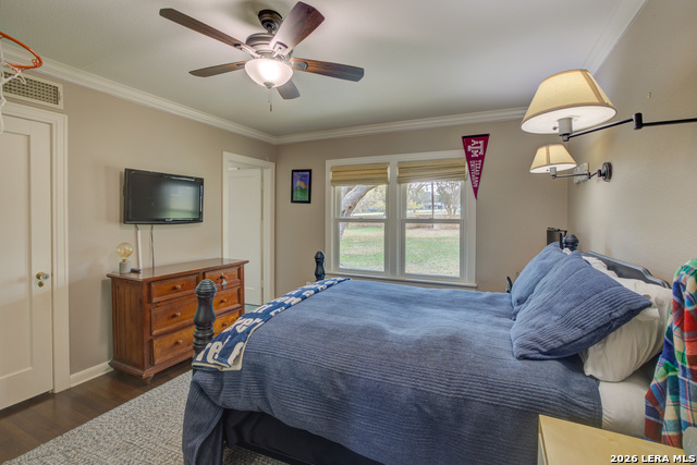 Image 23 of 38 For 664 California