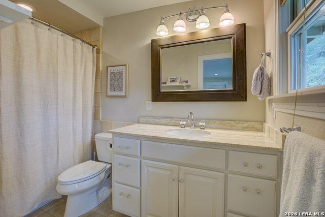 Image 26 of 38 For 664 California