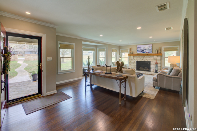 Image 8 of 38 For 664 California