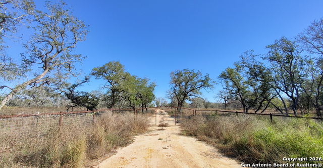 Image 8 of 15 For 2743 Cr 770  